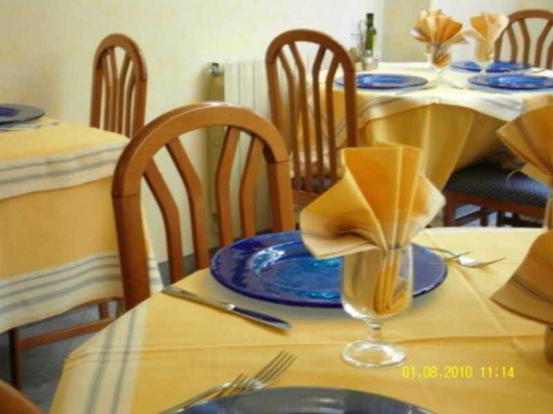 Hotel Dolly Viareggio Eksteriør bilde