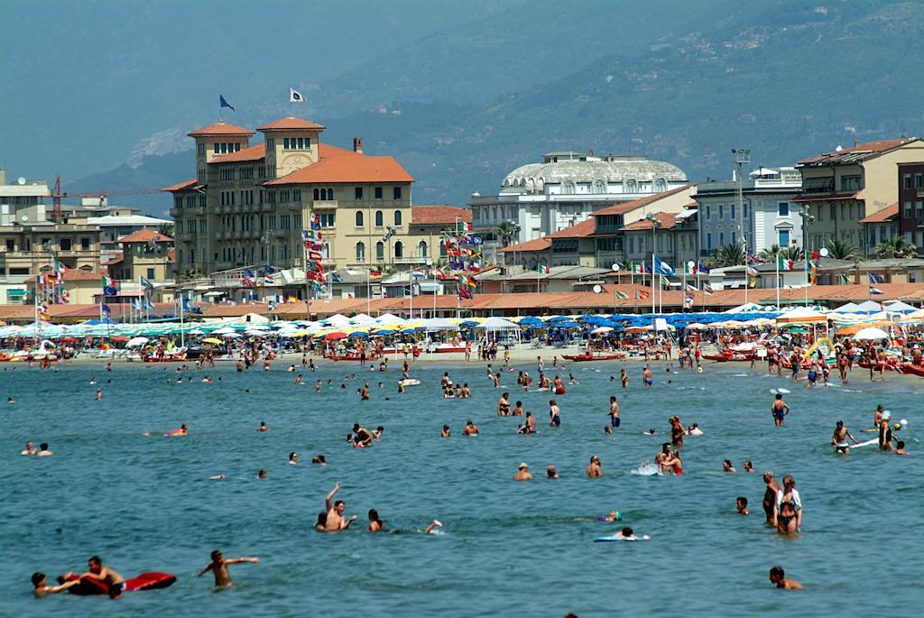 Hotel Dolly Viareggio Eksteriør bilde