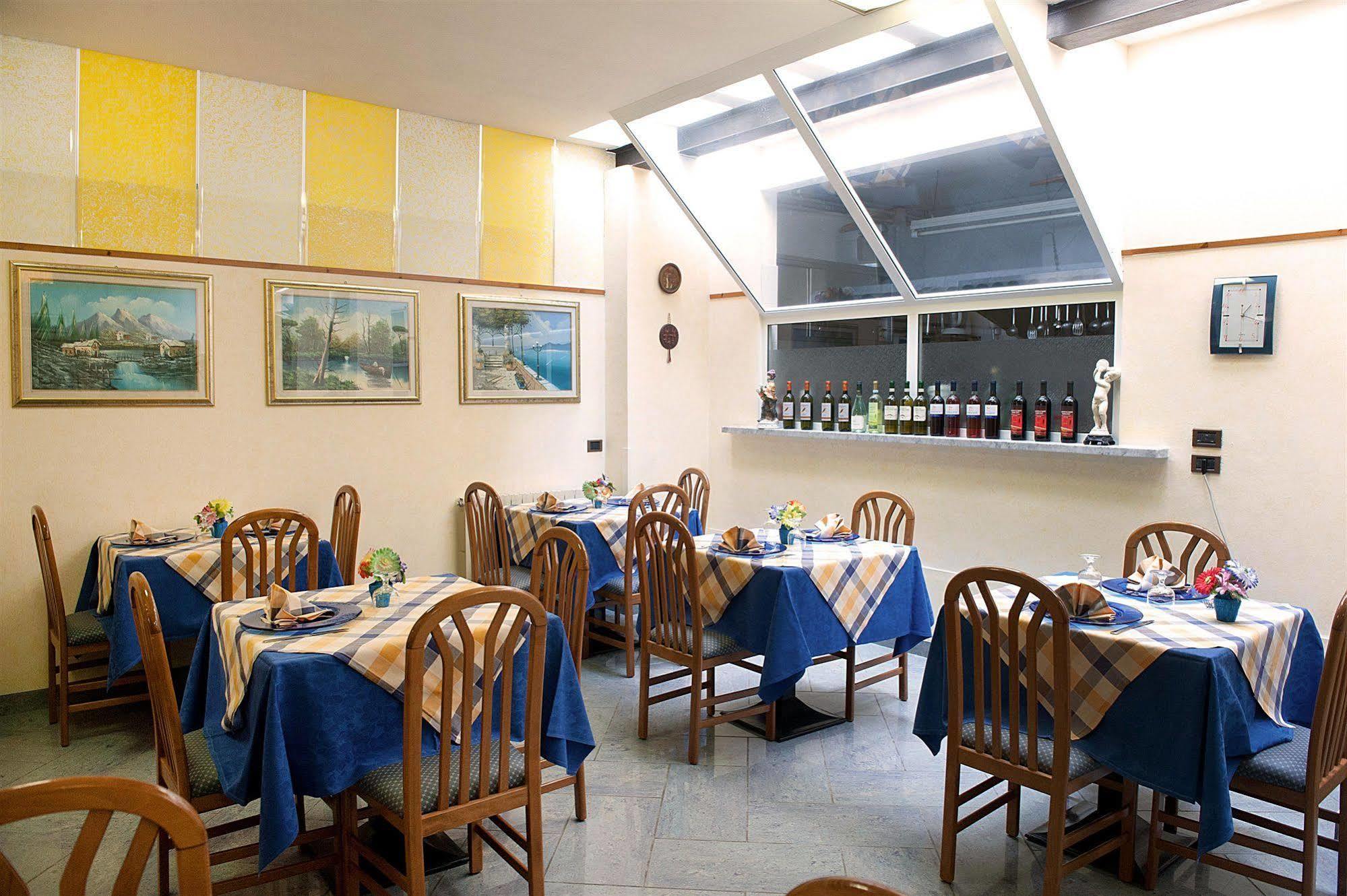 Hotel Dolly Viareggio Eksteriør bilde