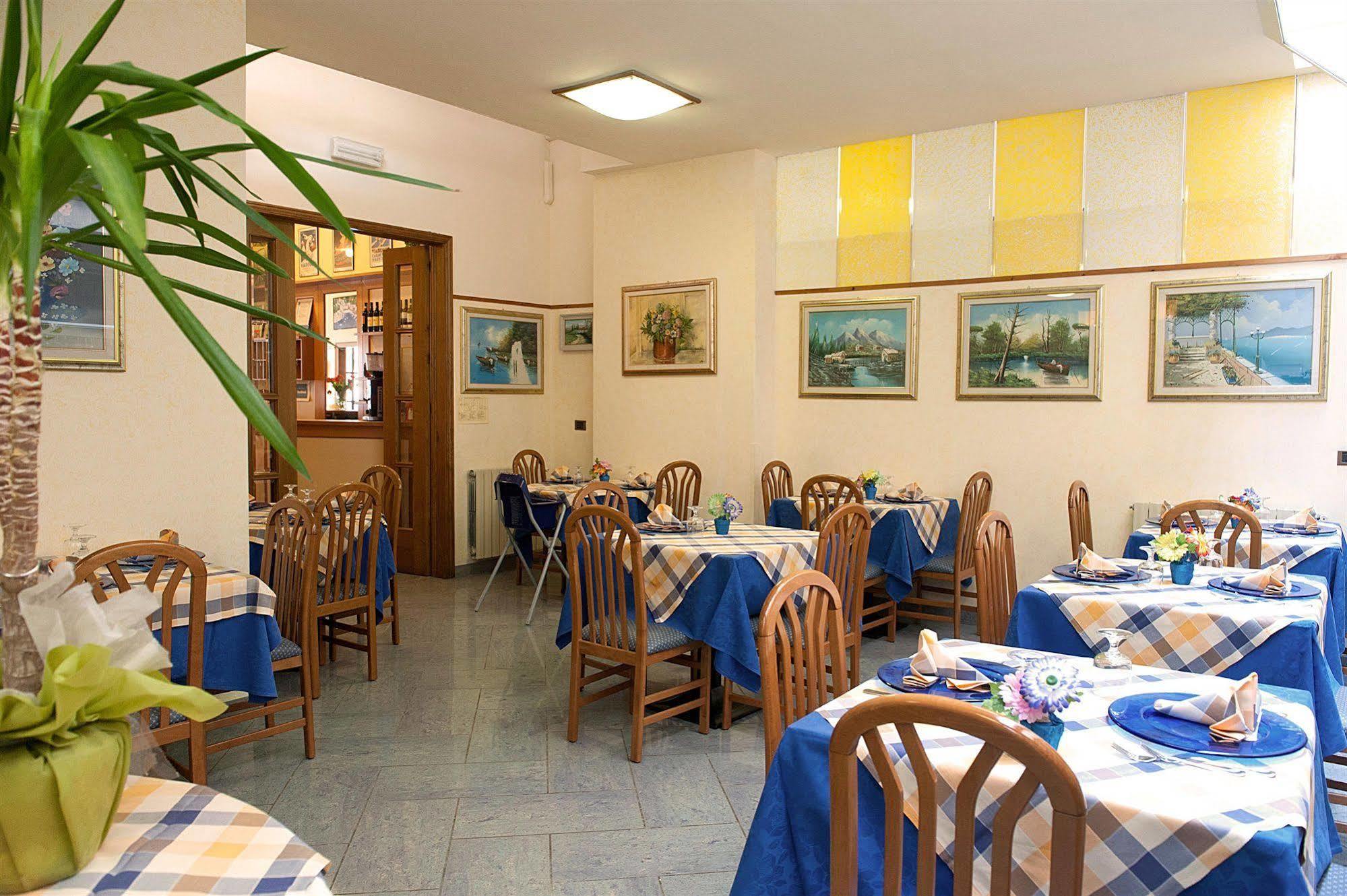 Hotel Dolly Viareggio Eksteriør bilde